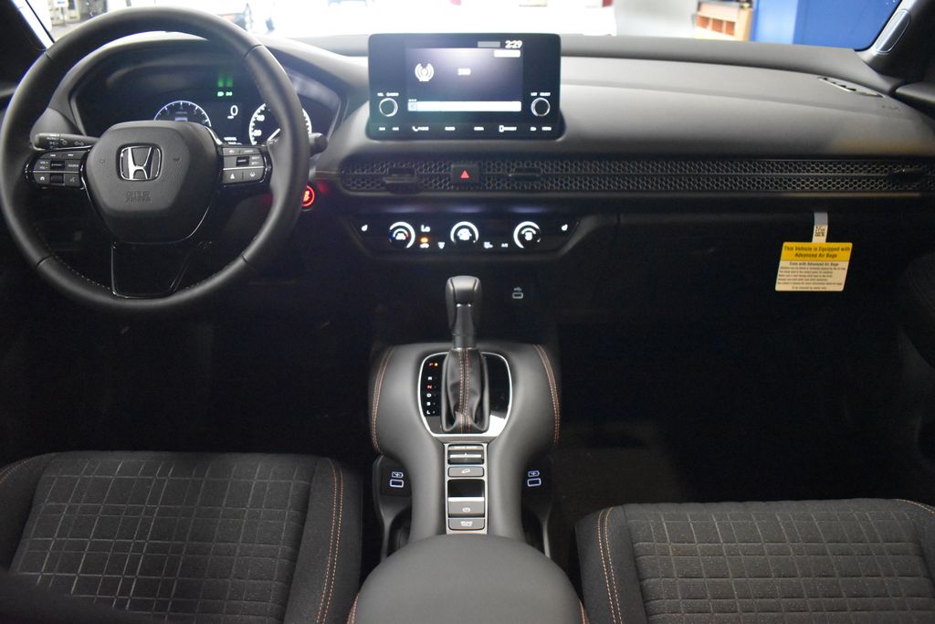 2025 Honda HR-V Sport 10
