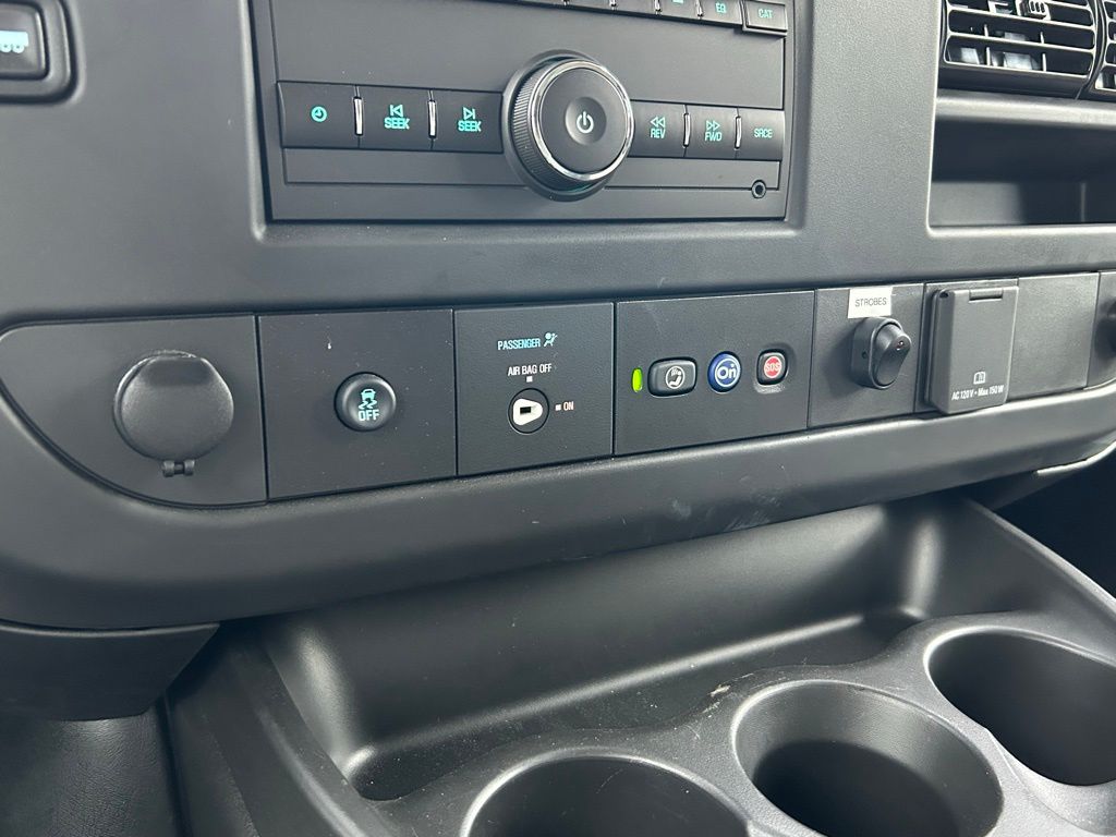 New 2025 Summit White Chevrolet Work Van image 11