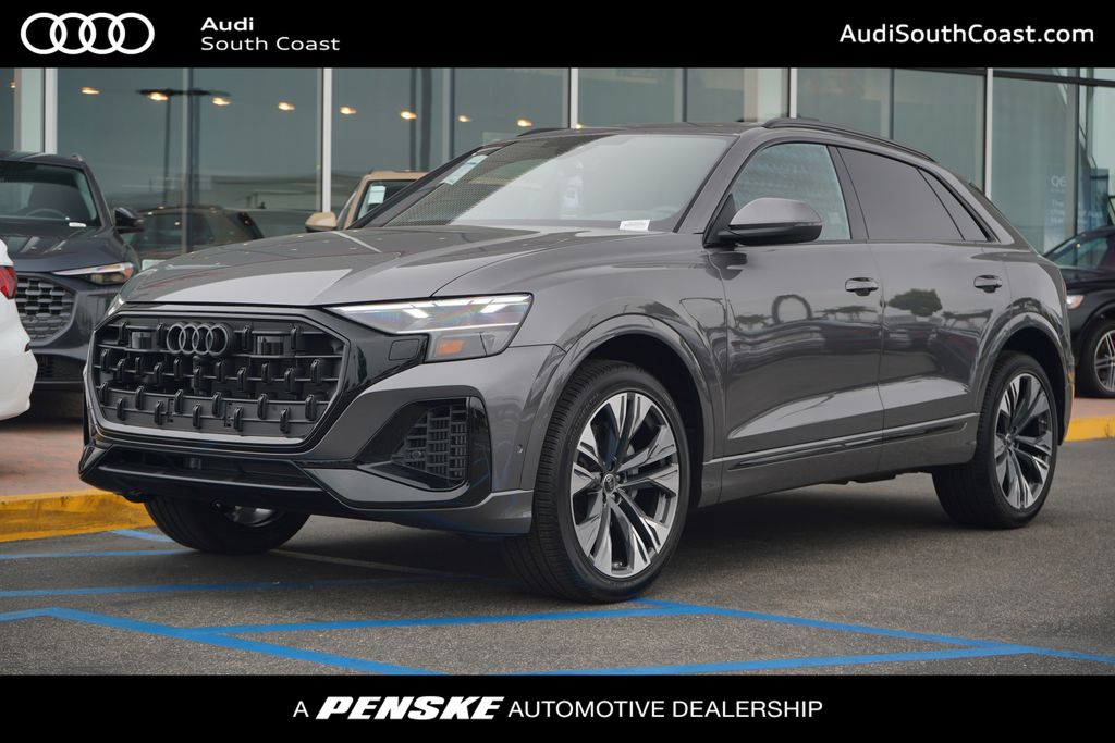 Thumbnail: 2025 Audi Q8 - 1