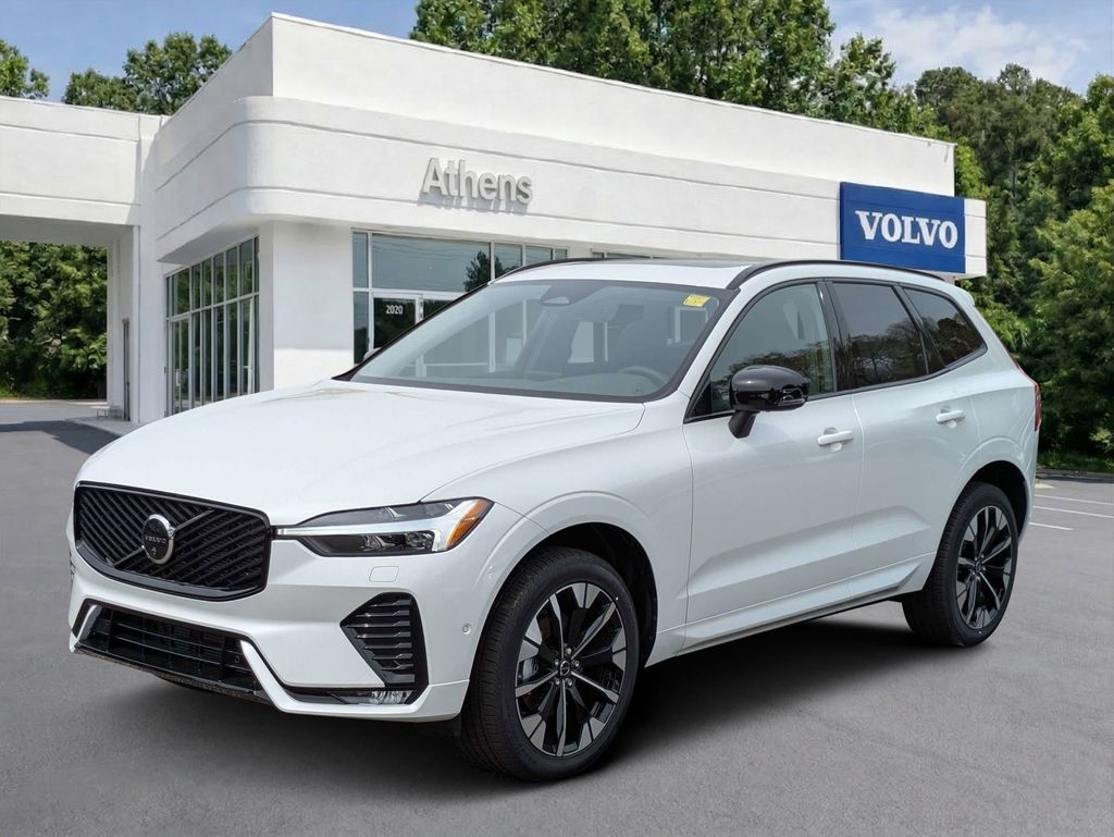 Crystal White Metallic 2026 Volvo XC60 B5 Plus AWD SUV / Crossover All-Wheel Drive Automatic