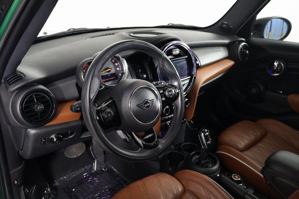 2020 MINI Cooper  7