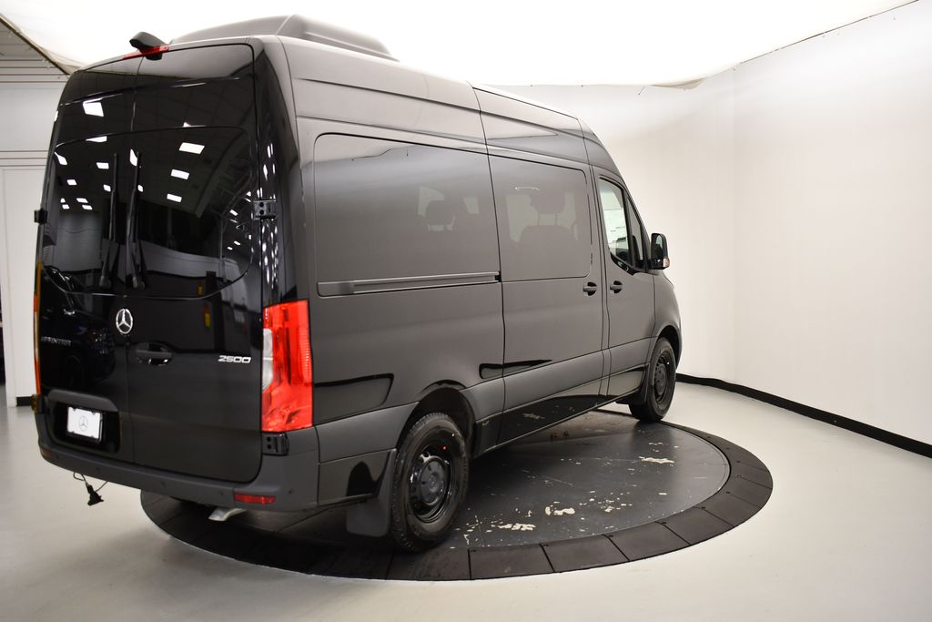 2024 Mercedes-Benz Sprinter 2500 5