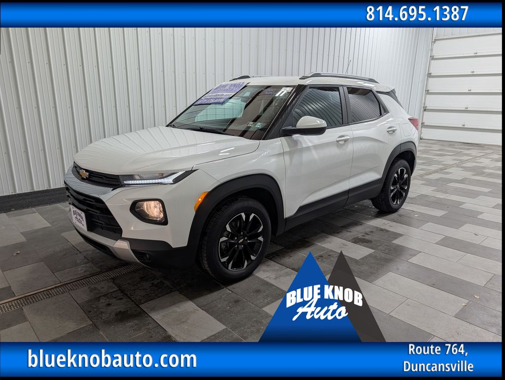 Summit White 2023 Chevrolet Trailblazer SUV / Crossover Front-Wheel Drive Continuously Variable Transmission