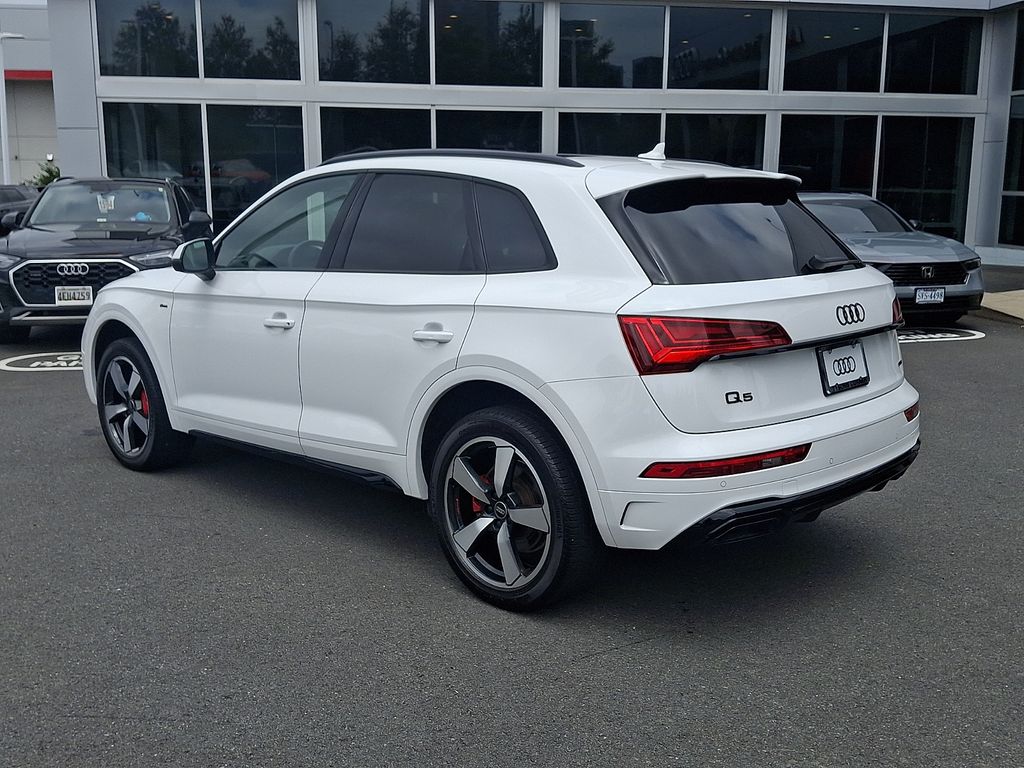 Thumbnail: 2024 Audi Q5 - 6