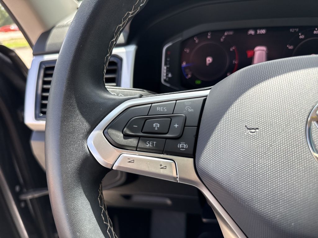2022 Volkswagen Atlas 3.6L V6 SE w/Technology  at Bayway Cadillac of The Woodlands