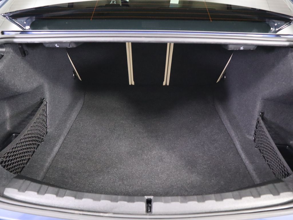 Thumbnail: 2022 BMW 3 Series - 29