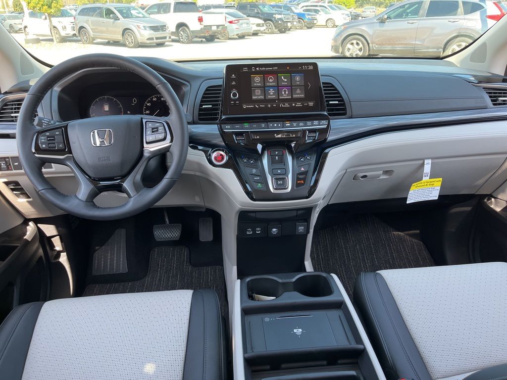 Thumbnail: 2025 Honda Odyssey - 17