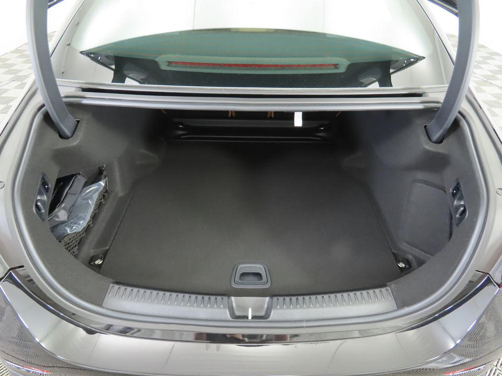 Thumbnail: 2025 Mercedes-Benz E-Class - 28