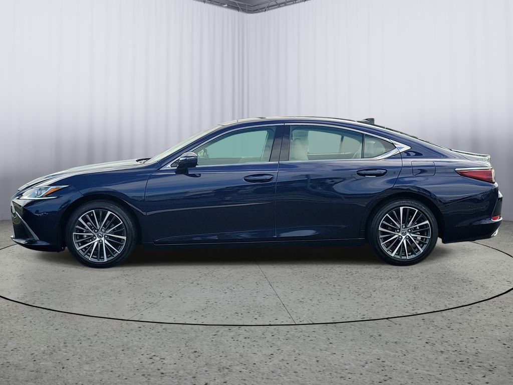 used 2025 Lexus ES car, priced at $44,998
