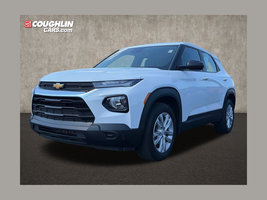 Summit White 2023 Chevrolet Trailblazer LS FWD SUV / Crossover Front-Wheel Drive Continuously Variable Transmission