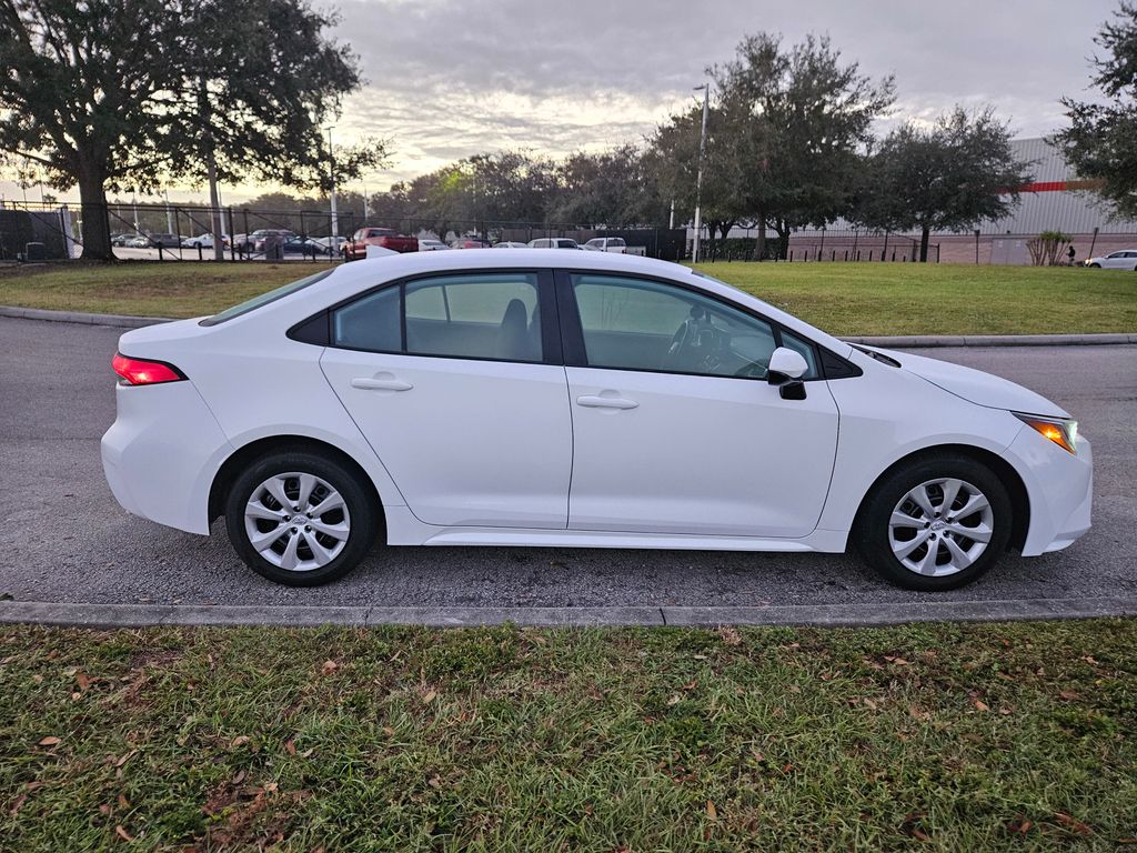 2023 Toyota Corolla LE 6