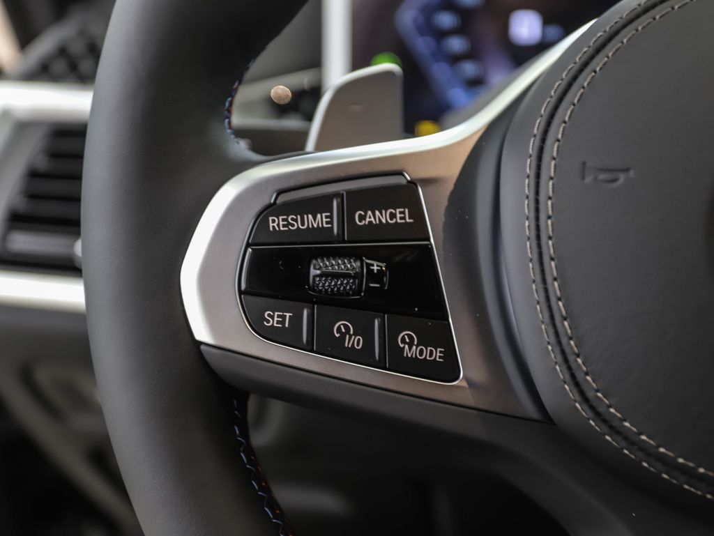 Thumbnail: 2026 BMW X5 - 12