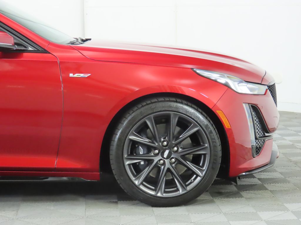 2024 Cadillac CT5 V 11