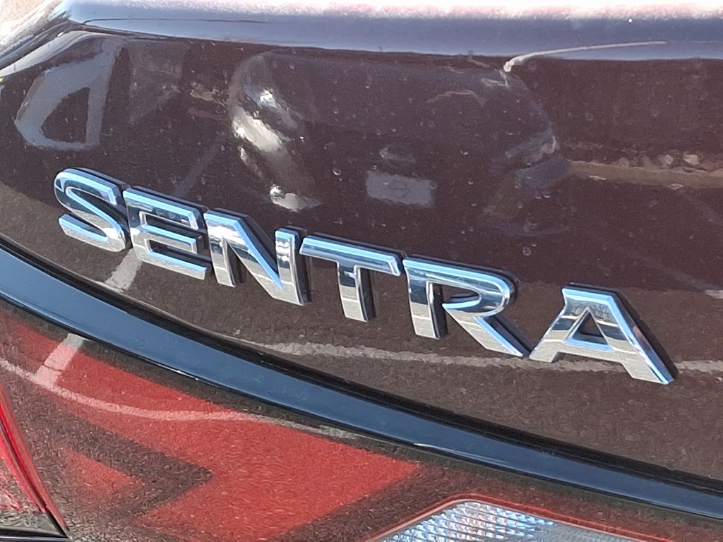 2025 Nissan Sentra SV 10