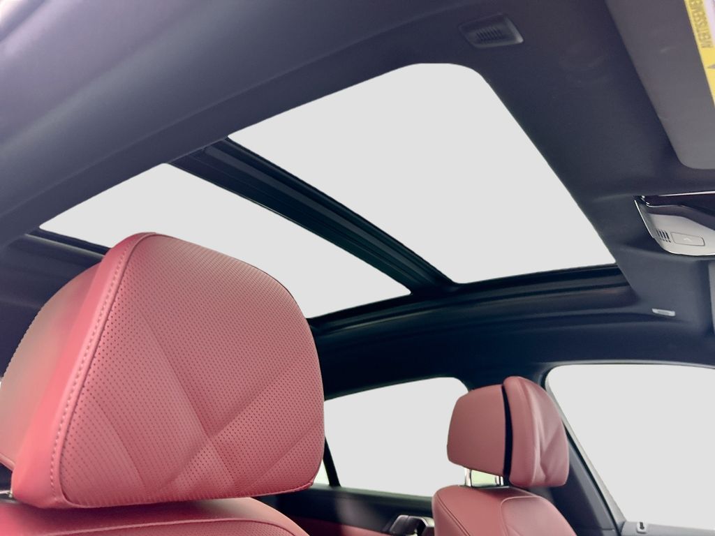 Thumbnail: 2026 BMW X6 - 17