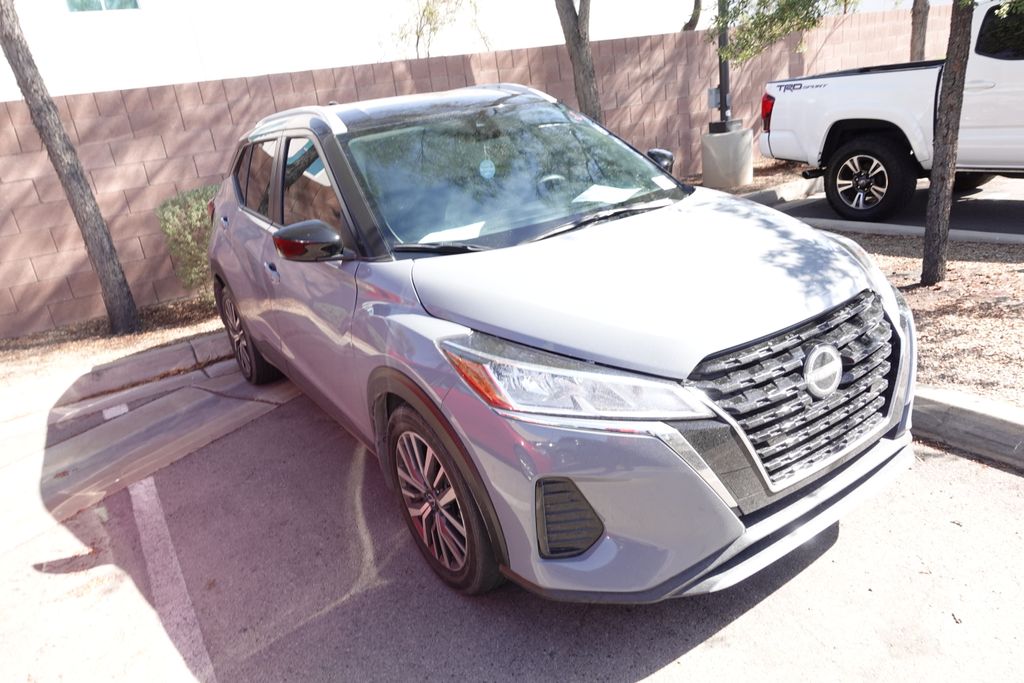 2023 Nissan Kicks 1.6 SV's photo