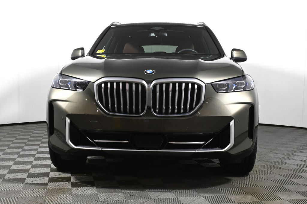 Thumbnail: 2024 BMW X5 - 10