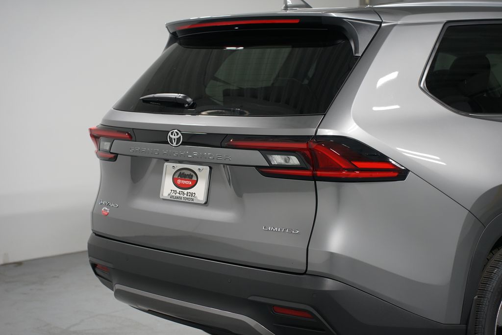 Thumbnail: 2025 Toyota Grand Highlander - 9