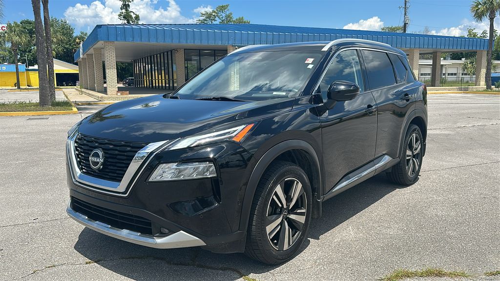 2022 Nissan Rogue Platinum FWD's photo