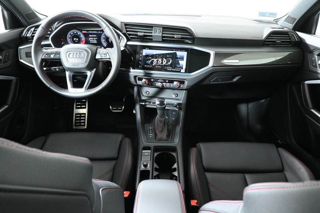 Thumbnail: 2025 Audi Q3 - 4