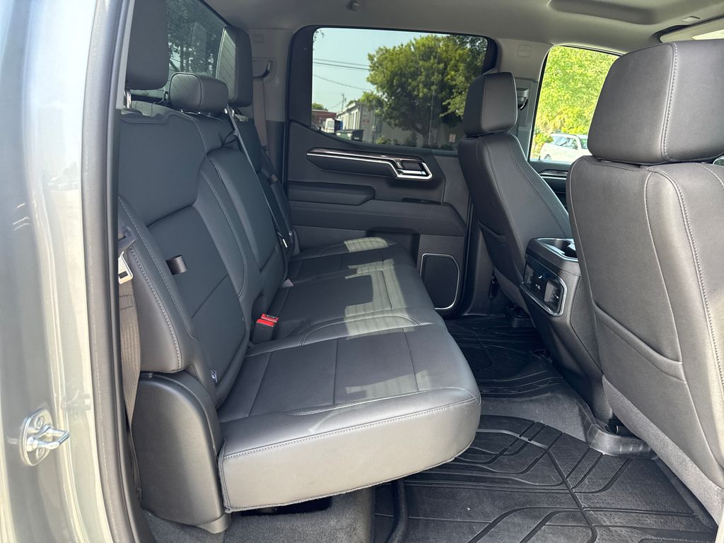 Used 2025 Gray Chevrolet LTZ image 28