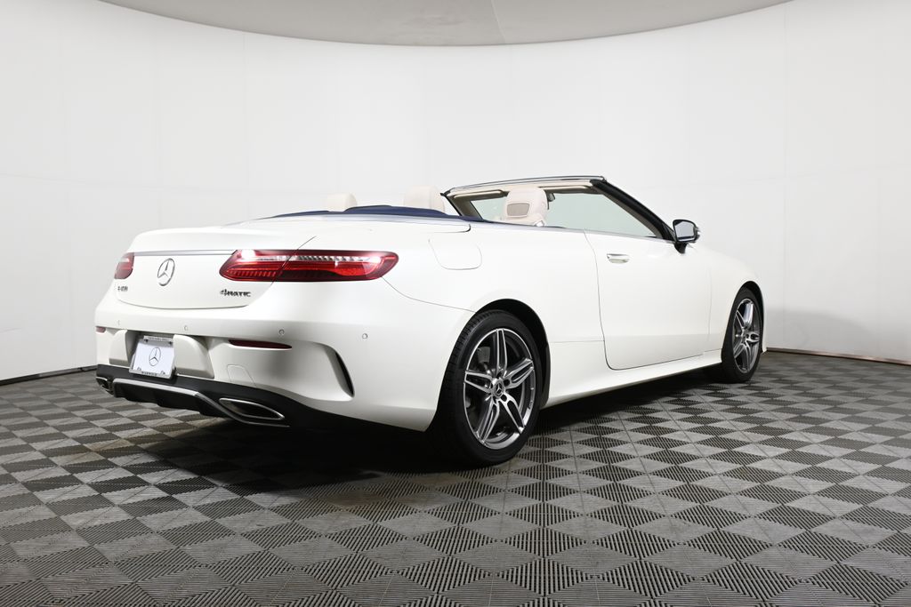 Thumbnail: 2020 Mercedes-Benz E-Class - 15