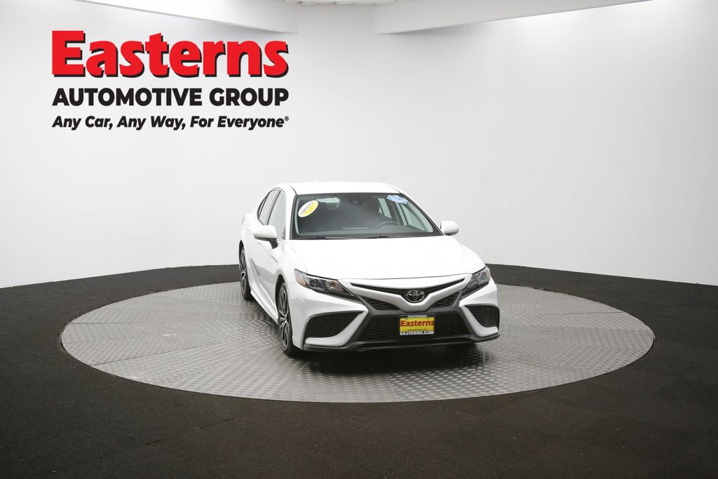 Used 2022 White Toyota SE image 48