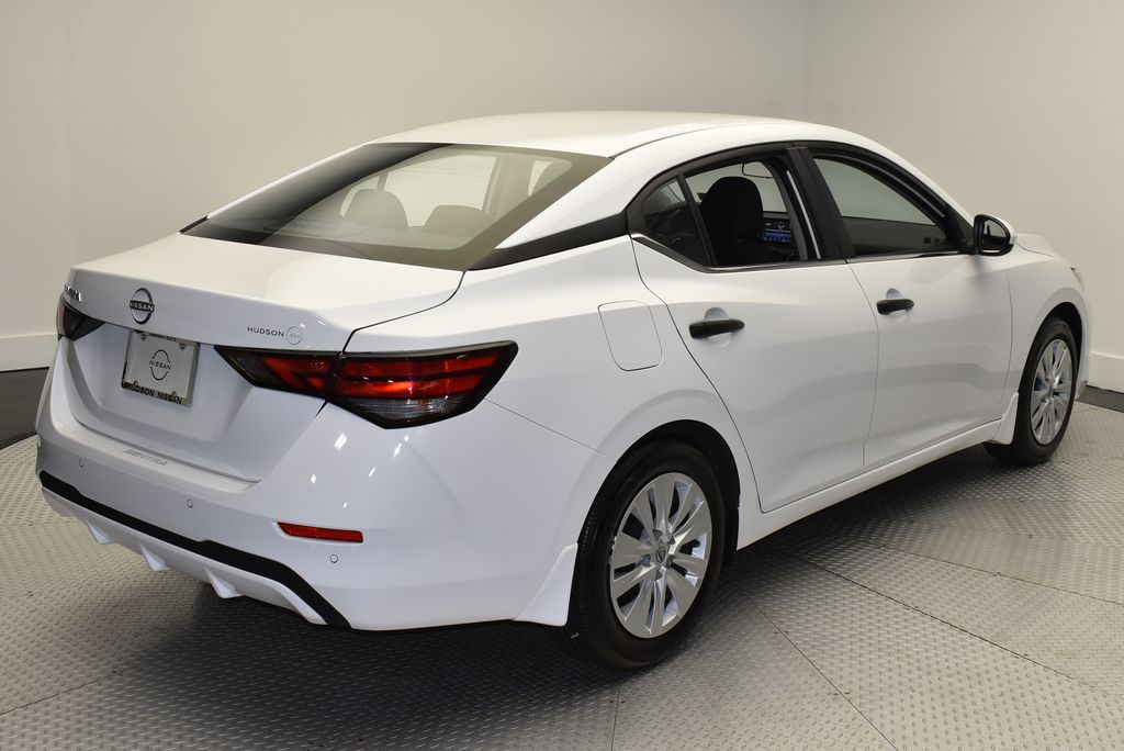 Thumbnail: 2024 Nissan Sentra - 5