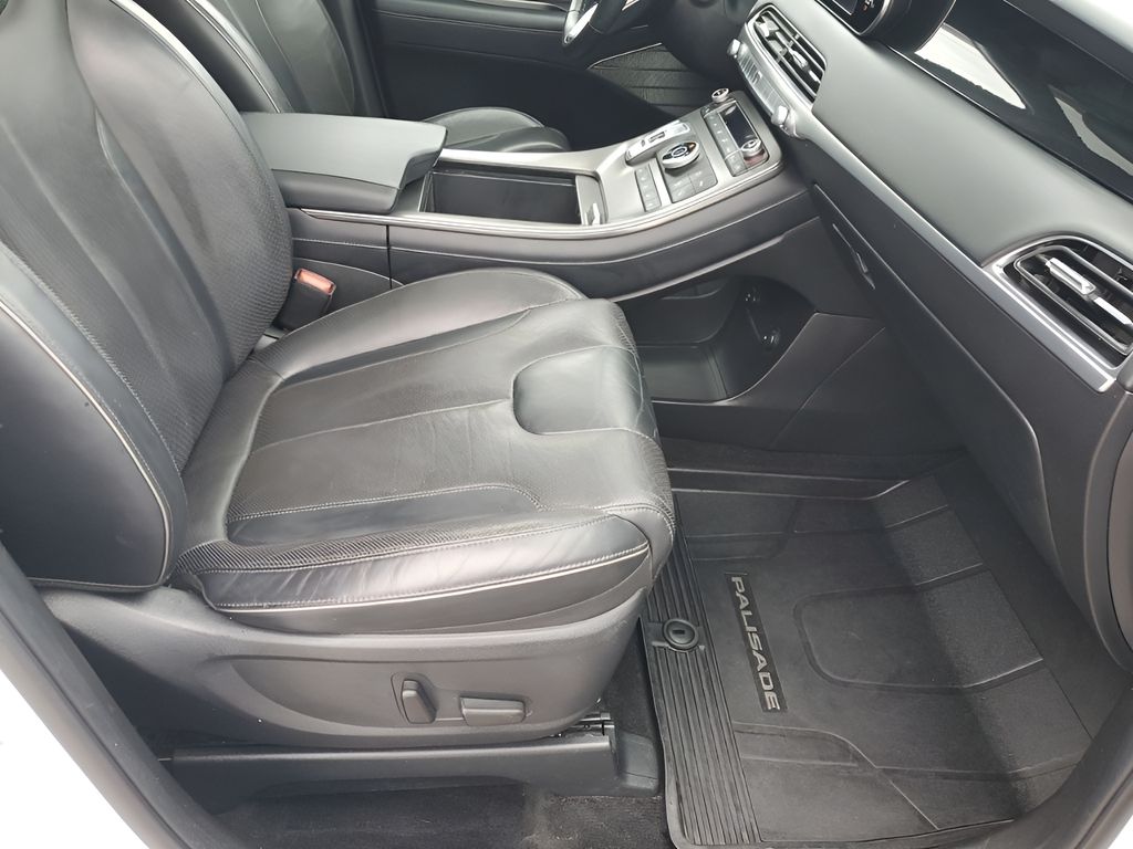 Used Car 2020 Hyundai Palisade  Limited For Sale Under $25,000 In Austin, Texas