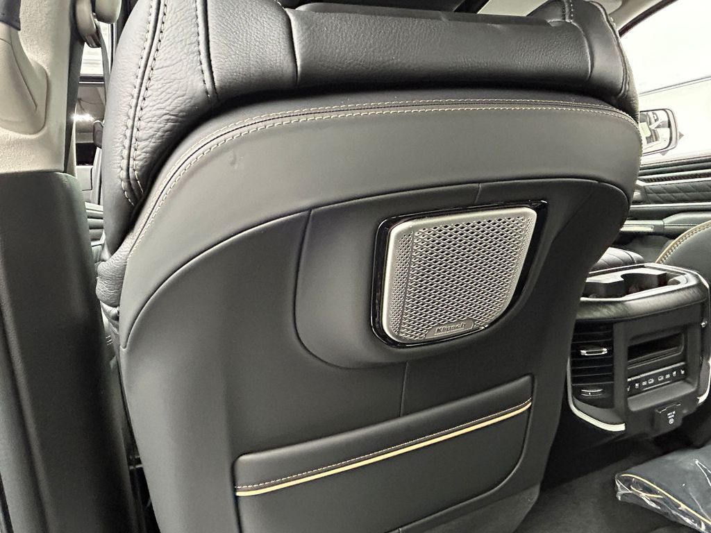 New 2026 Granite Crystal Metallic Clearcoat Ram Tungsten image 34