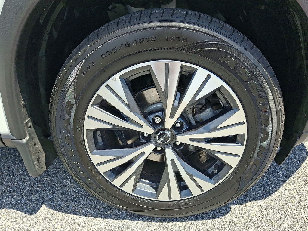 2023 Nissan Rogue — photo 9