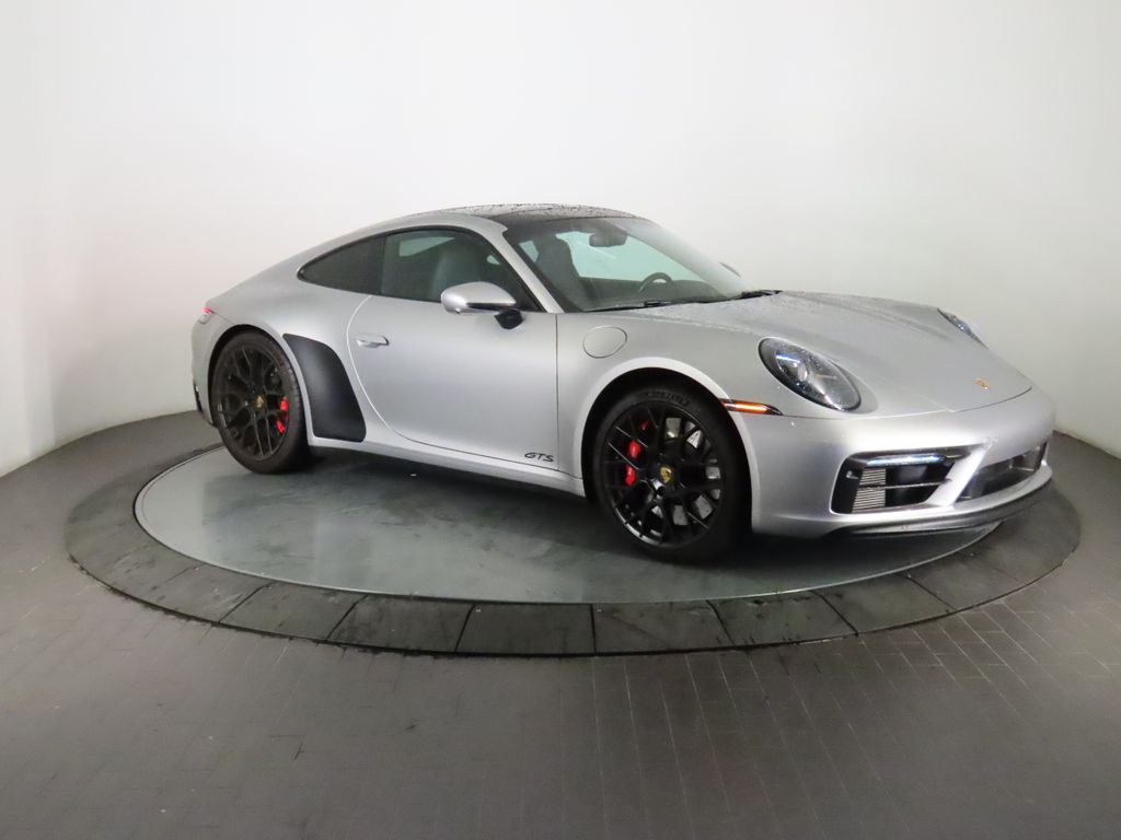 Thumbnail: 2022 Porsche 911 - 9