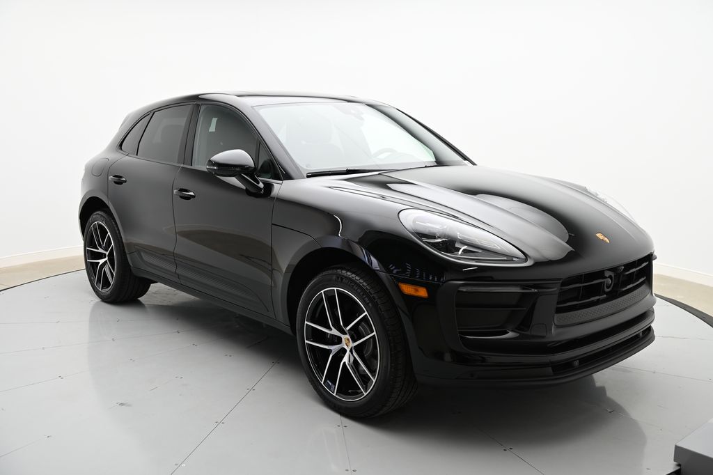 2024 Porsche Macan  9