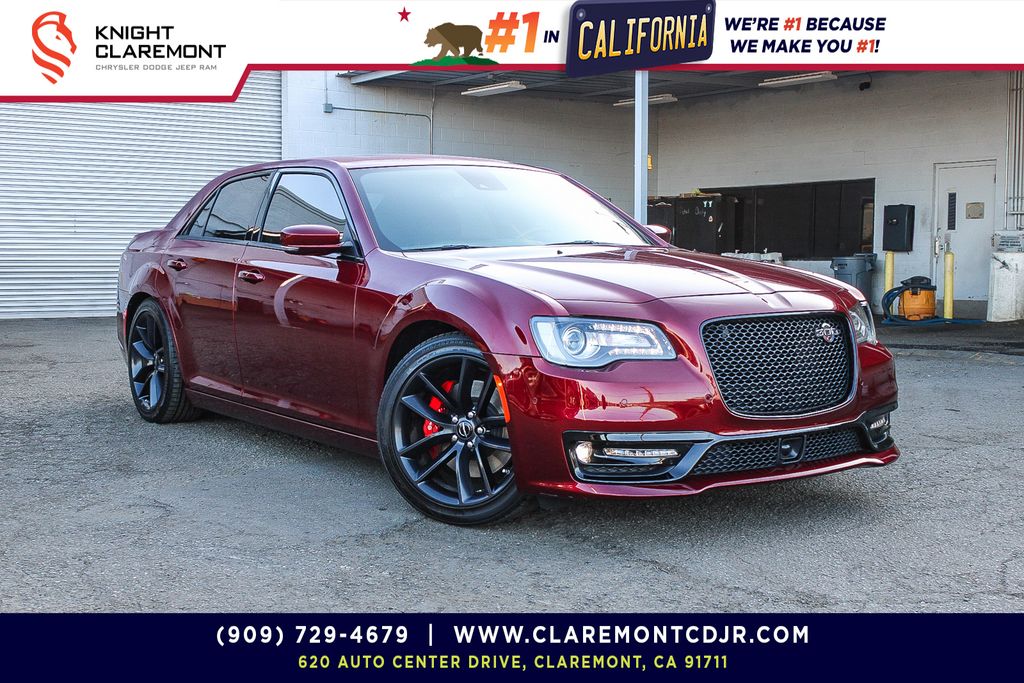 Velvet Red Pearlcoat 2023 Chrysler 300 Sedan Rear-Wheel Drive 8-Speed Automatic