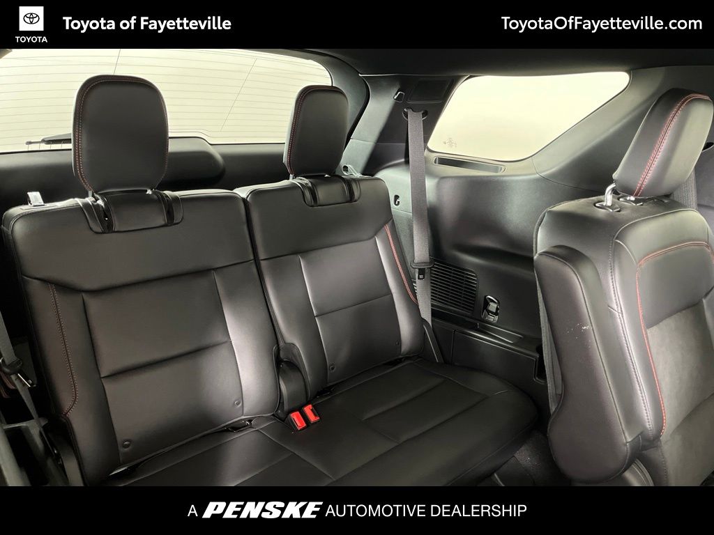 Thumbnail: 2023 Ford Explorer - 9