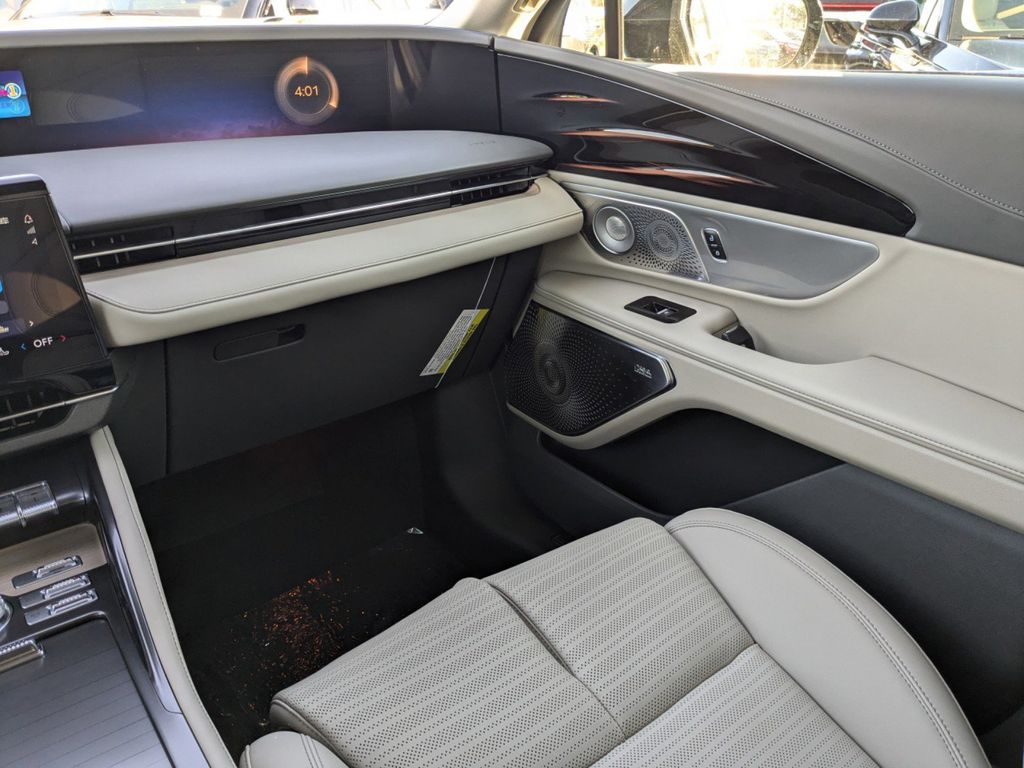 2025 Lincoln Nautilus Hybrid Reserve