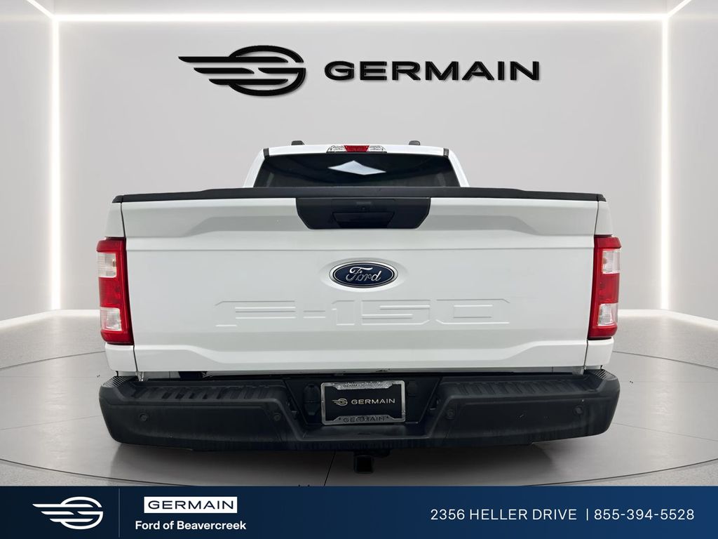 View vehicle photo 5