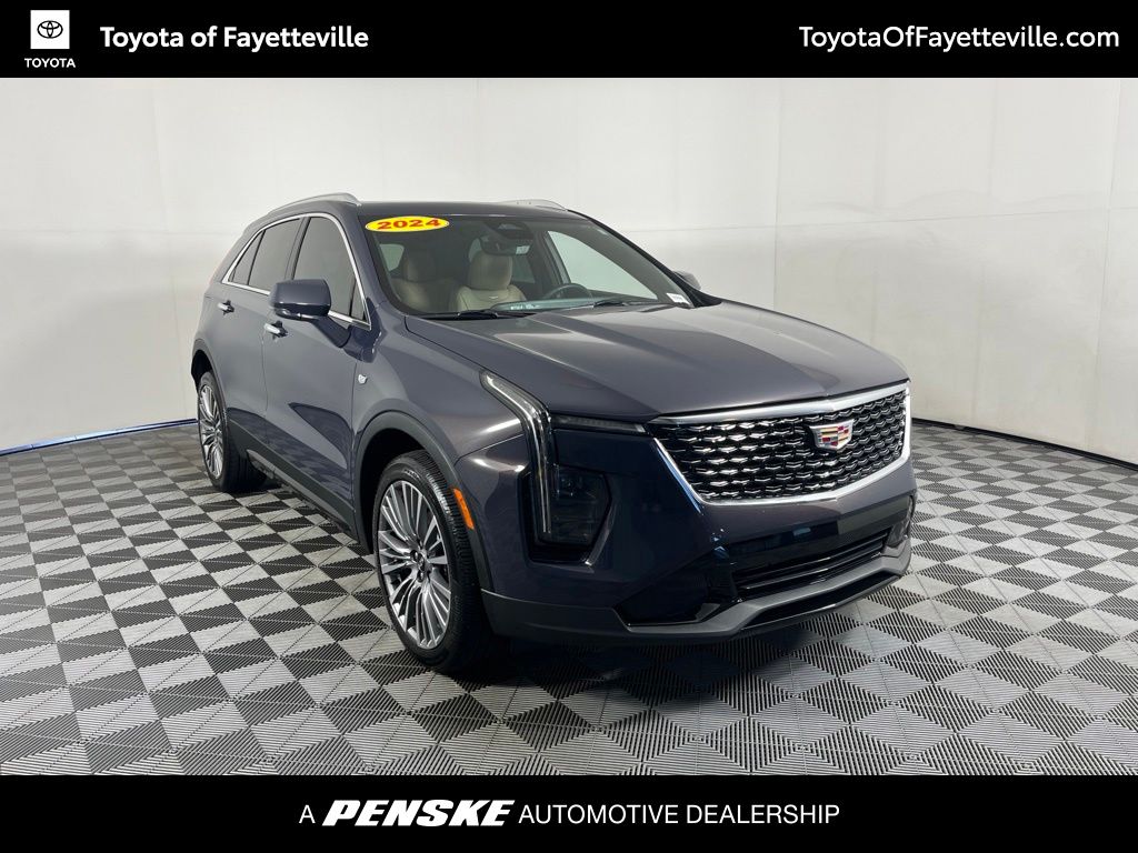 Thumbnail: 2024 Cadillac XT4 - 8