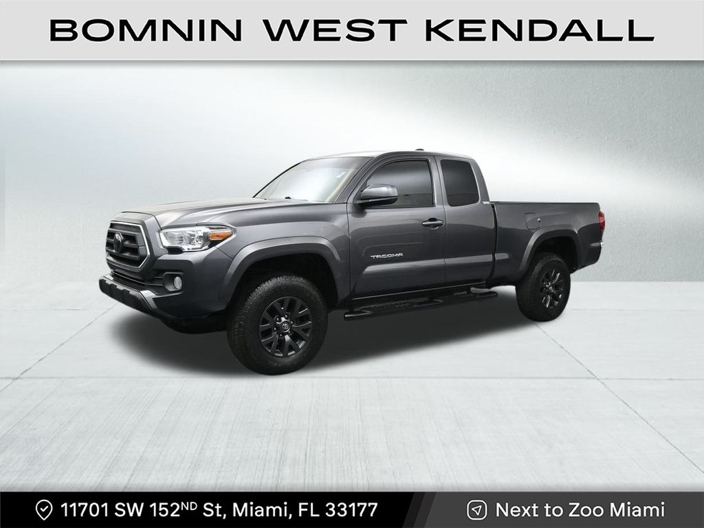 2022 Toyota Tacoma SR5 V6 Access Cab RWD