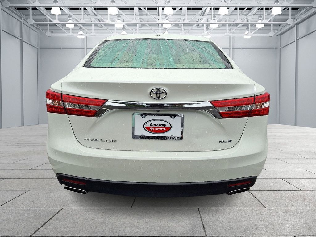 Thumbnail: 2015 Toyota Avalon - 5