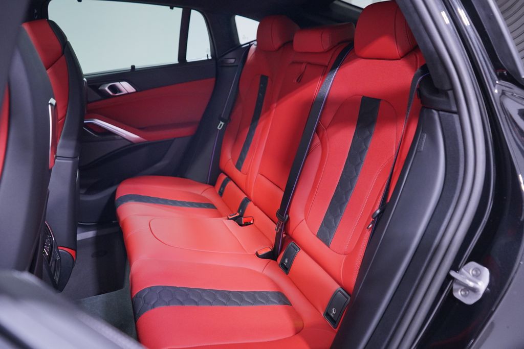 Thumbnail: 2027 BMW X6 - 9