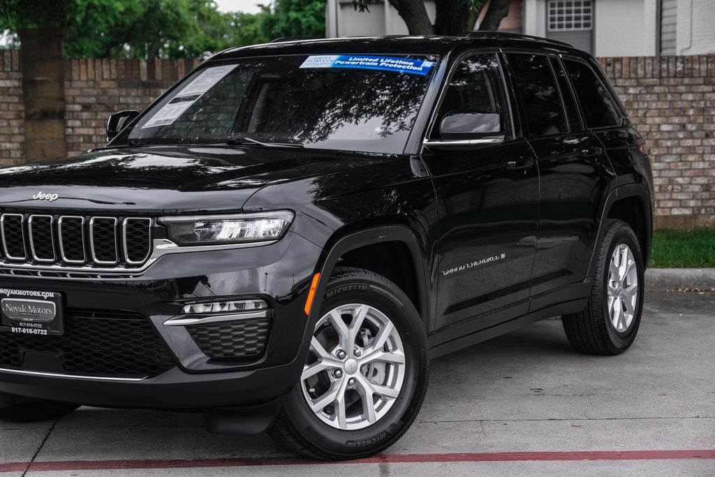 used 2023 Jeep Grand Cherokee car, priced at $34,153