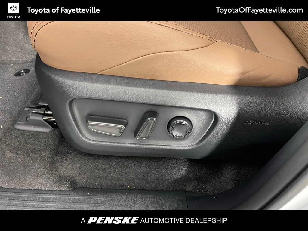 Thumbnail: 2026 Toyota 4Runner - 26