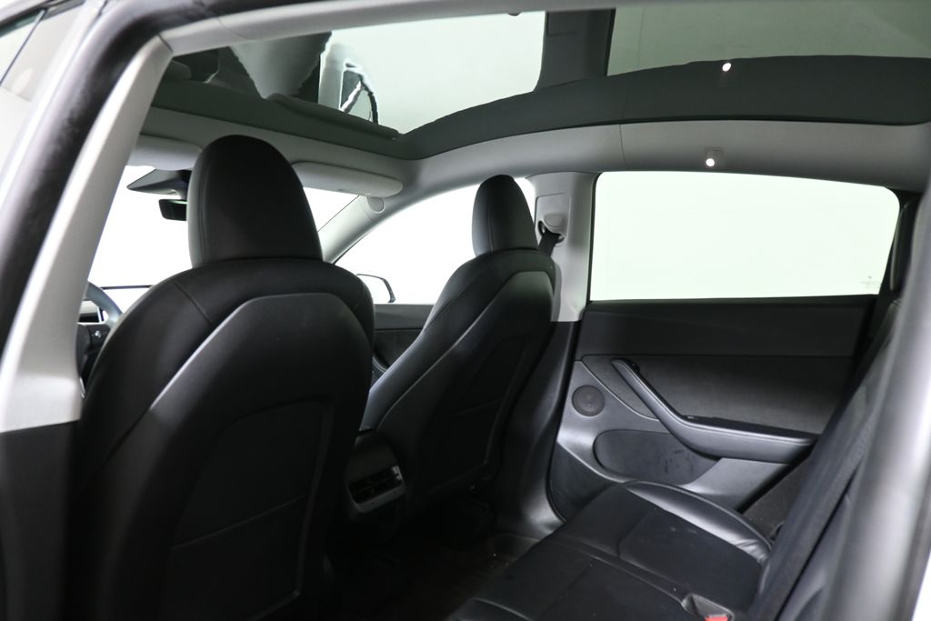 Thumbnail: 2022 Tesla Model Y - 6