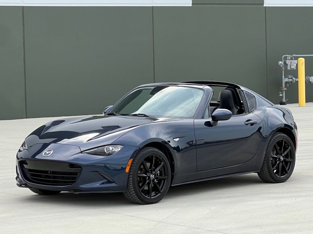  2021 Mazda MX-5 Miata RF Grand Touring RWD   