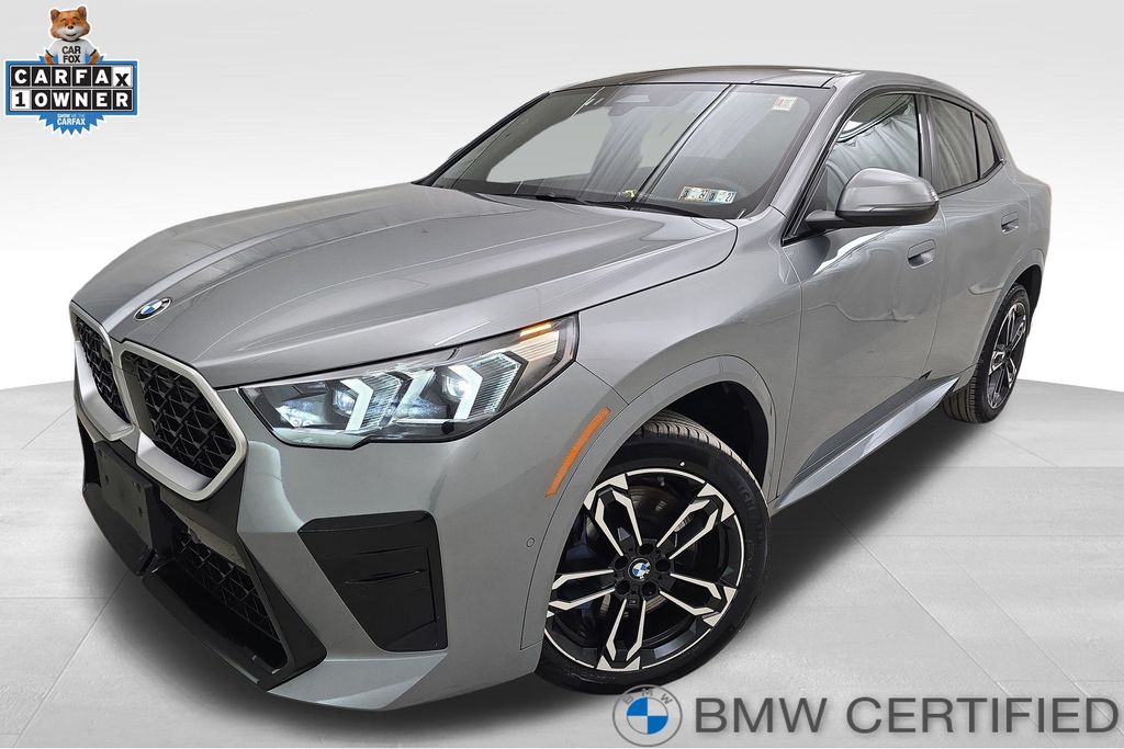 2025 BMW X2 xDrive28i's photo