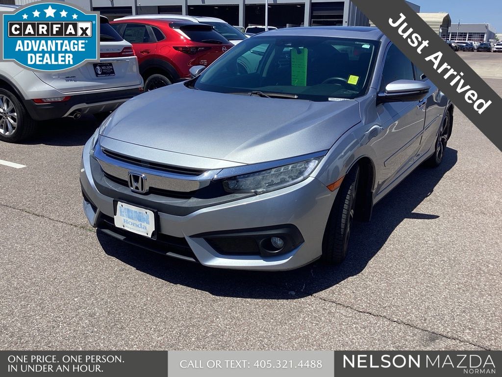 2016 Honda Civic Touring CVT's photo
