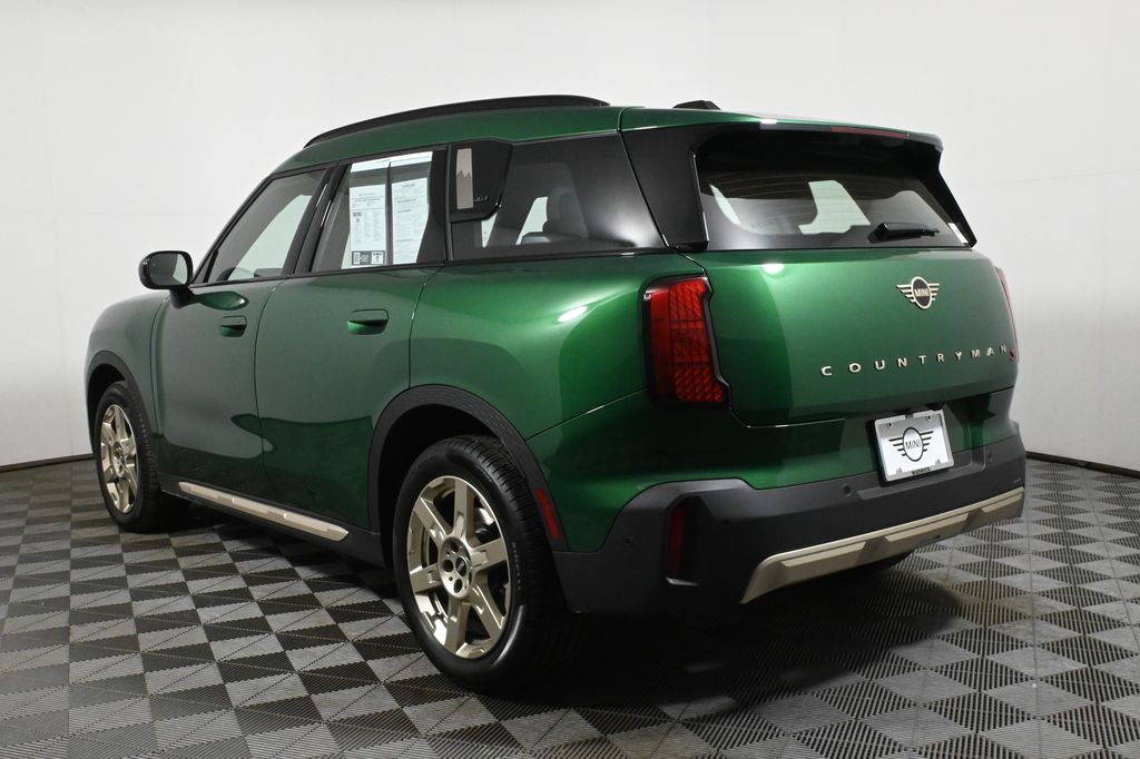 2025 MINI Cooper Countryman Base 5