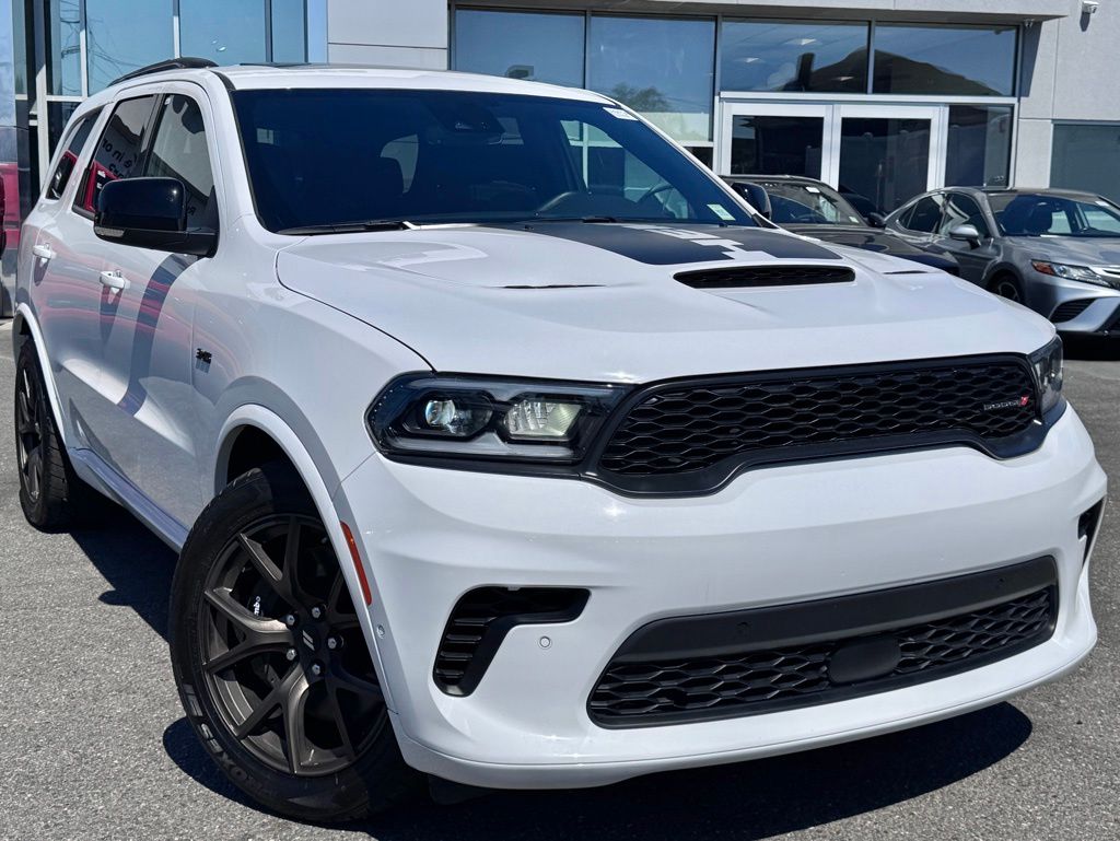 White Knuckle Clearcoat 2025 Dodge Durango R/T 20th Anniversary Premium AWD SUV / Crossover All-Wheel Drive 8-Speed Automatic