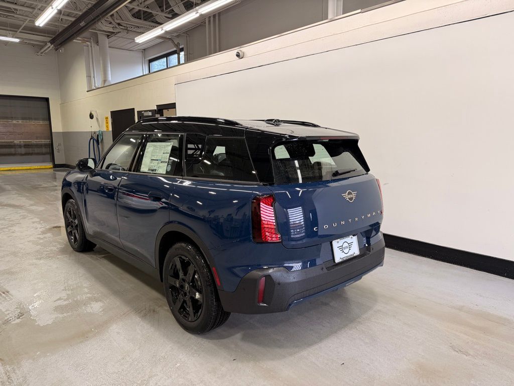 Thumbnail: 2026 MINI Cooper Countryman - 3